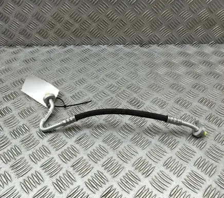 Volvo XC40 Air conditioning (A/C) pipe/hose 32226205 8888776354