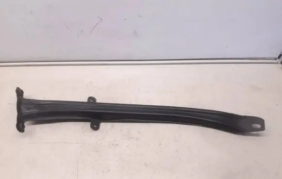 Mercedes-Benz C W204 Engine mounting bracket A2046280024 000765507