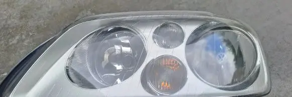 Volkswagen Touran I Headlight/headlamp 1T0941005R 0301205203
