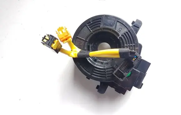 Subaru Crosstrek III Airbag slip ring squib (SRS ring) 83111FN000 17K890