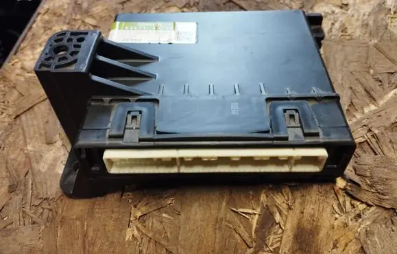 Toyota RAV 4 (XA30) Air conditioning/heating control unit 8865042240