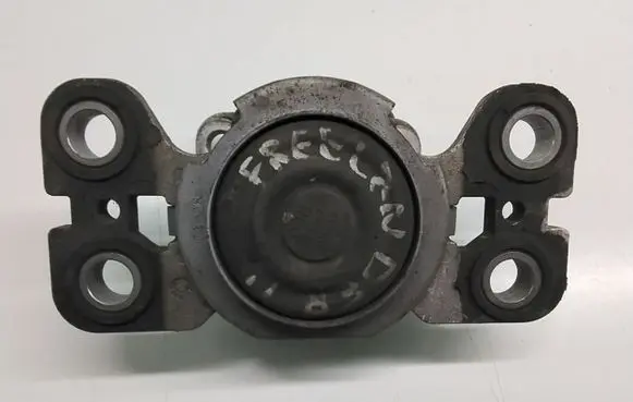 Land Rover Freelander 2 - LR2 Gearbox mount 8090M03