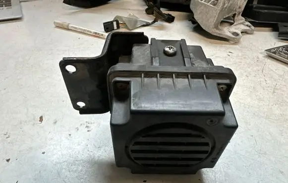 Dacia Spring Alarm system siren 285N76227R