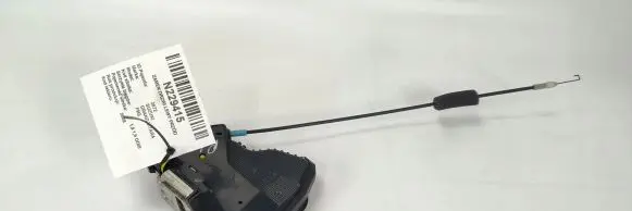 Suzuki Grand Vitara II Front door lock