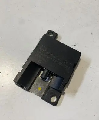 BMW 5 E60 E61 Bluetooth antenna 6928461 921800002