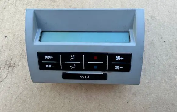 Volkswagen Multivan T5 Climate control unit 7H5907049D
