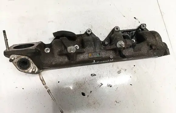 Mazda 5 Intake manifold 