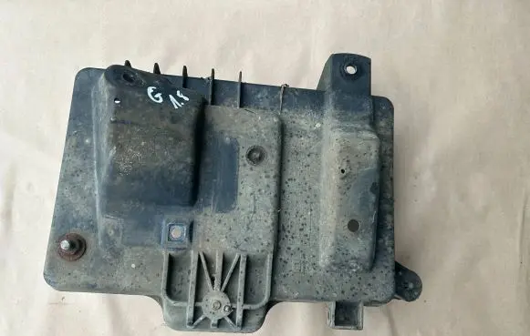 Opel Astra G Battery box tray 09132098