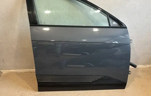 Hyundai Ioniq 5 Front door 