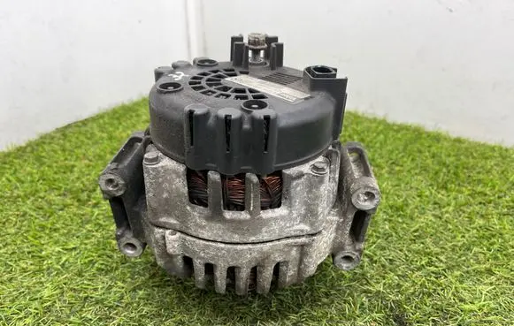 Mercedes-Benz S W221 Generator/alternator A0141542802 FG18S040