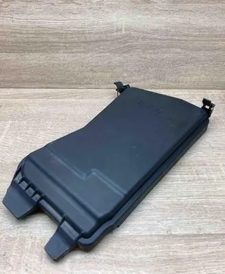 Mercedes-Benz E W212 Fuse box cover A2125400382