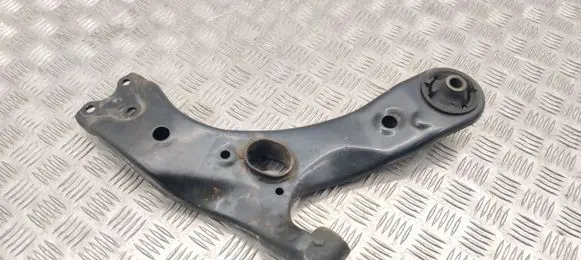 Toyota Prius+ (ZVW40) Front control arm