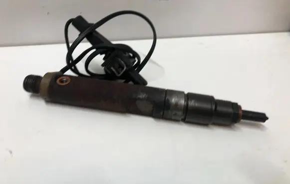 Volkswagen Transporter - Caravelle T4 Fuel injector 074130202