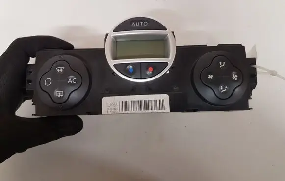 Renault Scenic II - Grand scenic II Climate control unit 8200501465