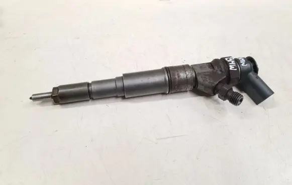 Fuel injector