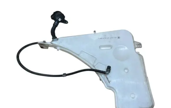 BMW 3 GT F34 Windshield washer fluid reservoir/tank 7241679 14607211 67127302589