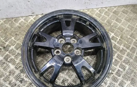 Toyota Prius (XW30) R15 alloy rim