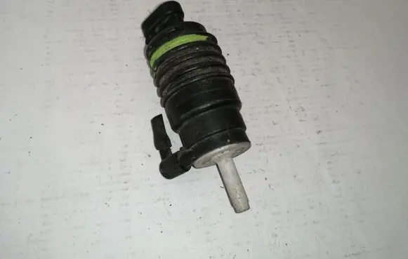 Renault Espace II Windscreen/windshield washer pump 7700802336
