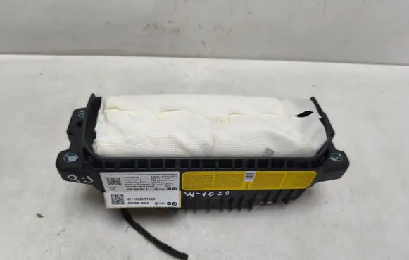 Audi Q3 8U Passenger airbag 8U0880204A
