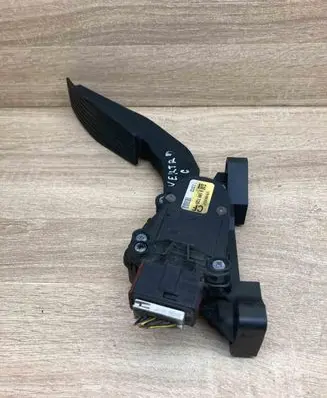 Opel Vectra C Accelerator throttle pedal 9186725 6PV008322 WithPlug