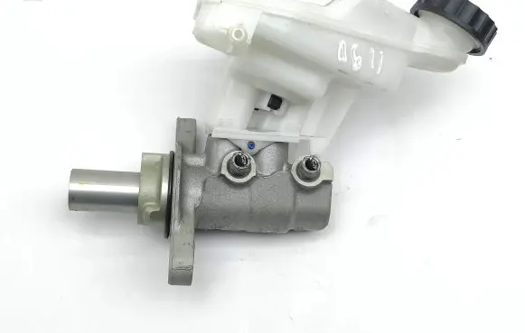 Citroen C5 Aircross Master brake cylinder 9807687080
