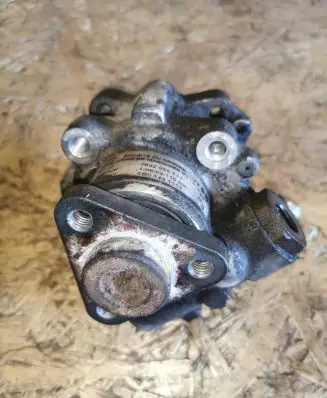 Audi A6 S6 C5 4B Power steering pump 4B0145155T 7692955133 10802110