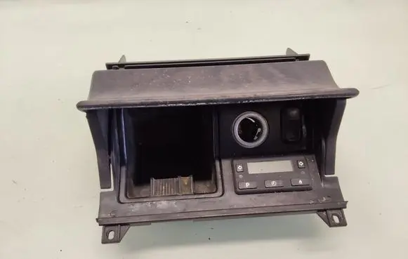 Mercedes-Benz E W210 Car ashtray trim 000542451