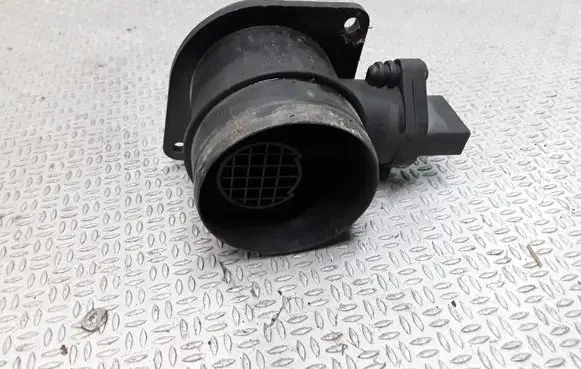 Volkswagen Touran I Mass air flow meter 0281002531 038906461C