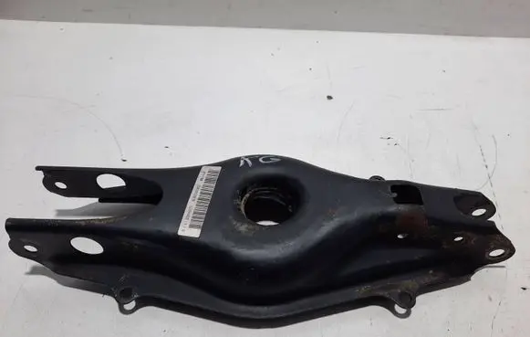 Mercedes-Benz C AMG W204 Rear upper control arm/wishbone 2043502908 211108 0284468