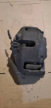 BMW 7 F01 F02 F03 F04 Front brake caliper A272A2R135