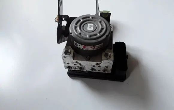 Mitsubishi Outlander ABS Pump 4670A990
