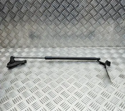 Toyota Yaris Cross Tailgate/trunk strut/damper 689600D190