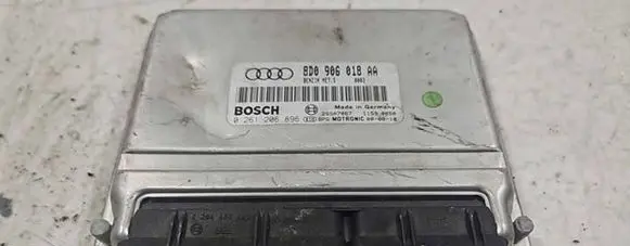 Audi A4 S4 B5 8D Engine control unit/module 8D0906018AA 26SA7067 0261206896