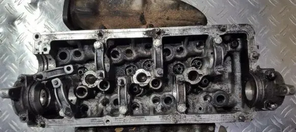 Audi A6 S6 C5 4B Engine head 059103373d