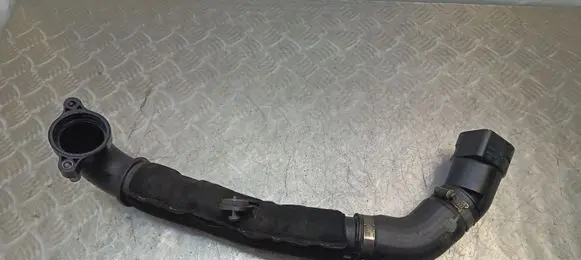 Skoda Superb B8 (3V) Intercooler hose/pipe 04L145770H