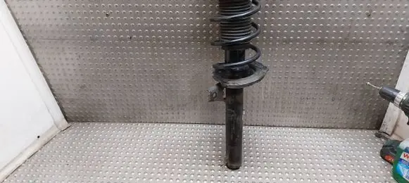 Volkswagen Golf VII Front shock absorber/damper 5Q0413023FJ