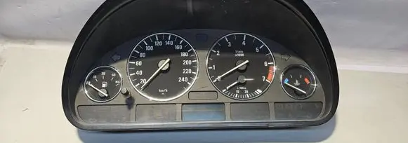 BMW 5 E39 Speedometer (instrument cluster) 110008735021 62118372354