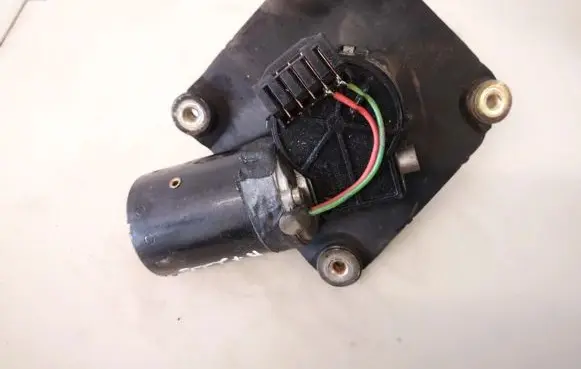Volvo S40, V40 Wiper motor 0390241170