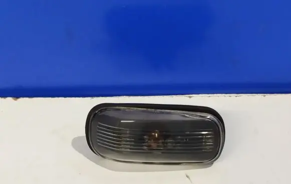 Saab 95 - 96 Front fender indicator light 5336250