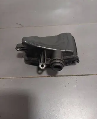 Mercedes-Benz S W221 Intake resonator a6421400087