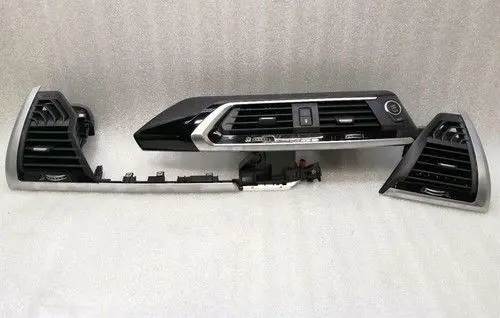 BMW X4 G02 Dash center air vent grill 9371467