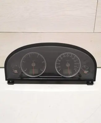 Ford Mondeo Mk III Speedometer (instrument cluster) 1S7F10841 44ZU187