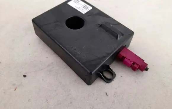 BMW 3 F30 F35 F31 Antenna control unit bu923091103 923091103