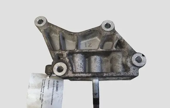 Hyundai ix35 Engine mounting bracket