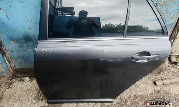Rear door