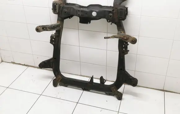 Opel Zafira B Front subframe