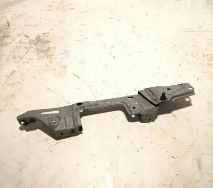 Subaru Forester SJ Fender mounting bracket