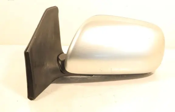 Toyota Avensis T250 Front door electric wing mirror E11015829