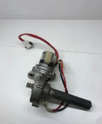 Toyota Avensis T270 Electric power steering pump 4525005690 6900001423 98170333