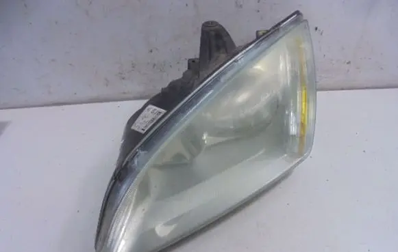 Ford Focus C-MAX Headlight/headlamp 4M5113W030AE
